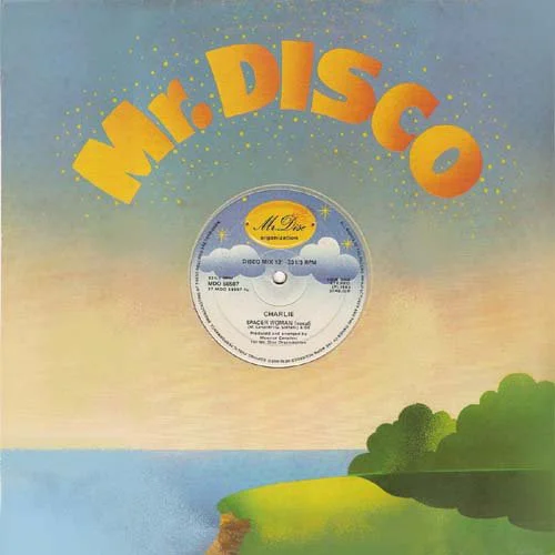 Charlie – Spacer Woman