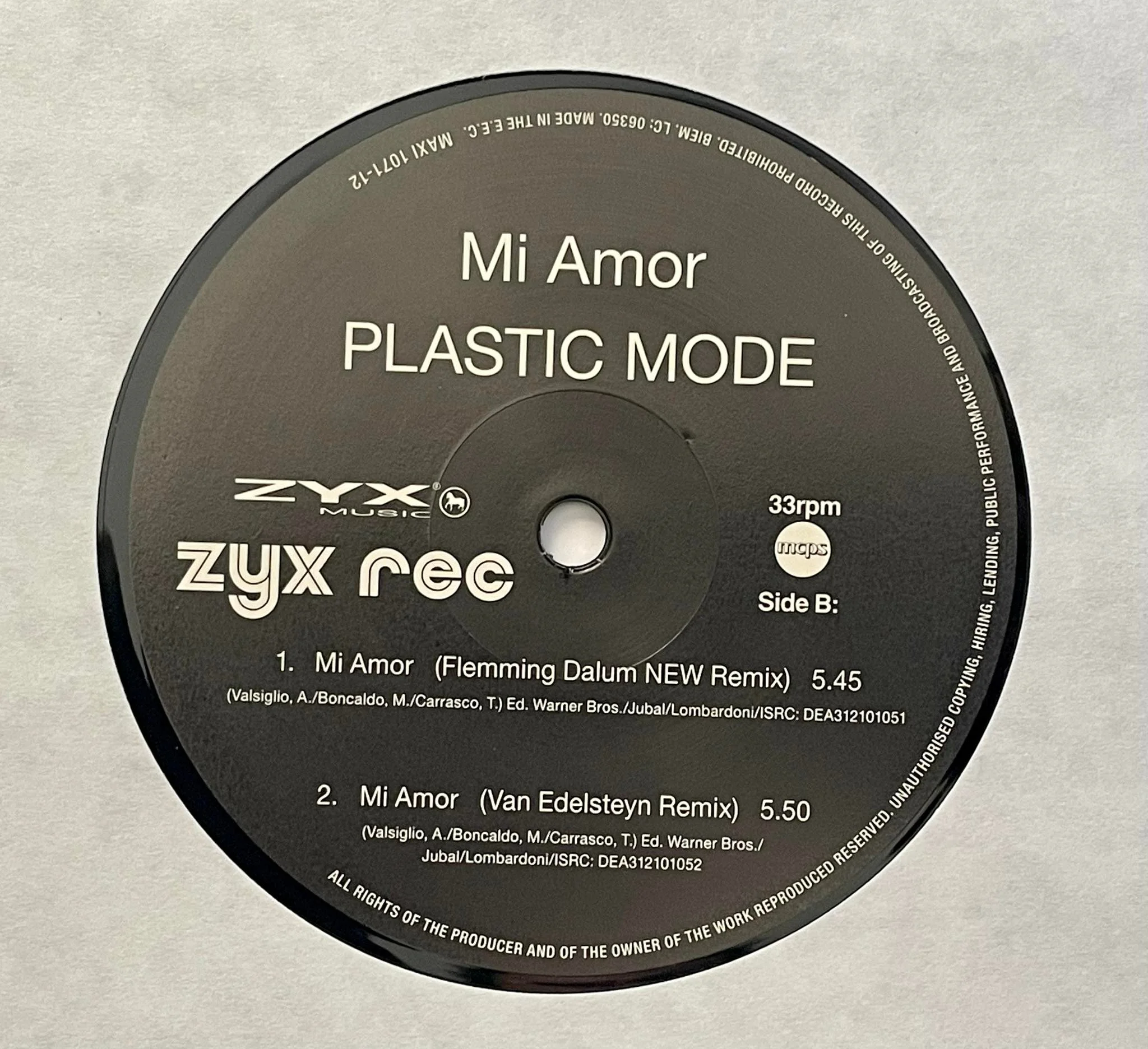 PLASTIC MODE - MI AMOR - Image 4