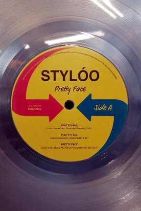 Styloo – Pretty Face ( 40th Anniversary  - Clear Vinyl) - Image 3