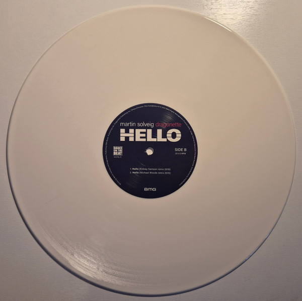 Martin Solveig & Dragonette – Hello - Image 4